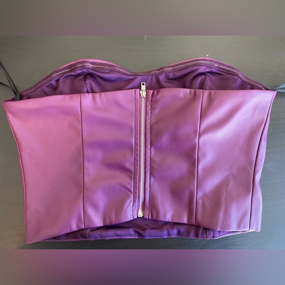 Purple Bustier Corset - Picture 2 of 5